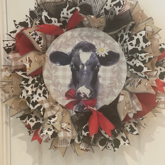 COW THEMED wreath. UDDERLY adorable large custom hand crafted 24-26” wreath COWS - Picture 6 of 10